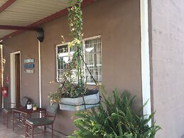 Ditlhapi Guest House