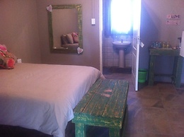 Ditlhapi Guest House