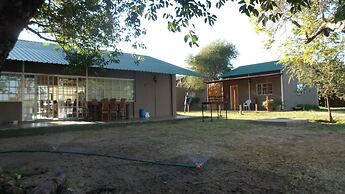 Ditlhapi Guest House