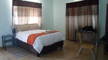 Ditlhapi Guest House