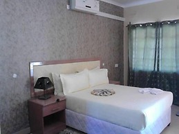 Pacific Conqueror Self Catering Units