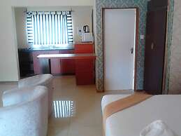 Pacific Conqueror Self Catering Units