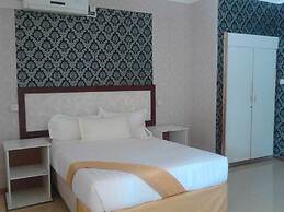 Pacific Conqueror Self Catering Units