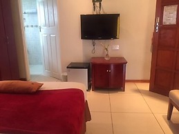 Comfort Palace Guesthouse Kasane