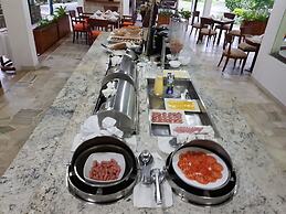 Gran Hotel de Lago - Lago Agrio