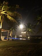 Peninsula Beach Club Hotel