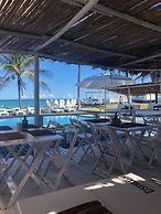 Peninsula Beach Club Hotel