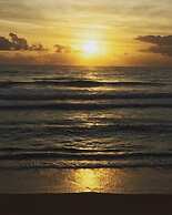 Peninsula Beach Club Hotel