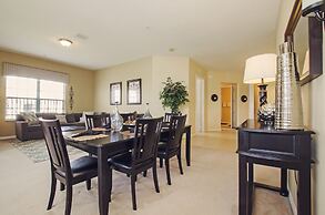 3BD 2BA Sleeps 8 Platinum RVC30203 Bedroom RHOF