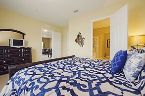 3BD 2BA Sleeps 8 Platinum RVC30203 Bedroom RHOF