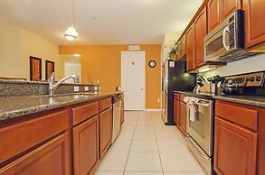3BD 2BA Sleeps 8 Platinum RVC30203 Bedroom RHOF