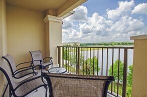 3BD 2BA Sleeps 8 Platinum RVC30203 Bedroom RHOF