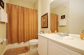 3BD 2BA Sleeps 8 Platinum RVC30203 Bedroom RHOF