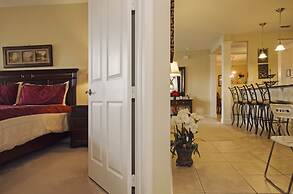 3BD 2BA Sleeps 8 Platinum RVC30203 Bedroom RHOF