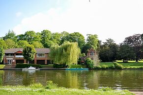 Select Serviced Accommodation - Gweal Place