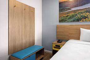 Days Inn by Wyndham Bakersfield