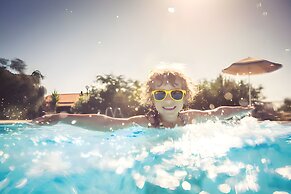 Days Inn by Wyndham Bakersfield