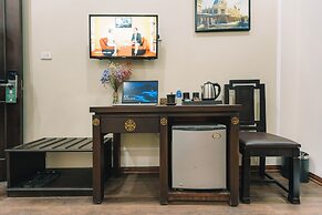 Hanoi Lake View Hotel & Travel