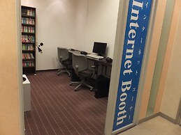 Capsule Hotel Wellbe Sakae - Caters to Men