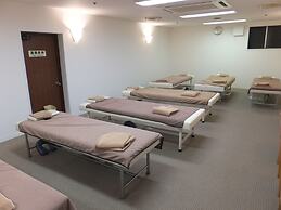 Capsule Hotel Wellbe Sakae - Caters to Men