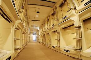 Capsule Hotel Wellbe Sakae - Caters to Men