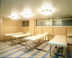 Capsule Hotel Wellbe Sakae - Caters to Men