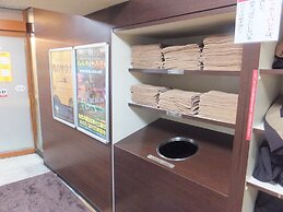 Capsule Hotel Wellbe Sakae - Caters to Men