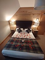 Ravelston House