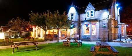 Ravelston House