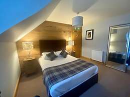 Ravelston House