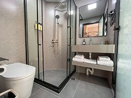 Shanghai Joyful Star Hotel