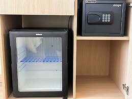 Shanghai Joyful Star Hotel