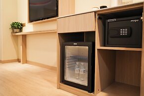 Shanghai Joyful Star Hotel