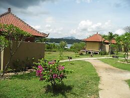 White Sandy Beach Menjangan