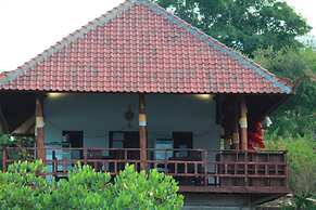 White Sandy Beach Menjangan