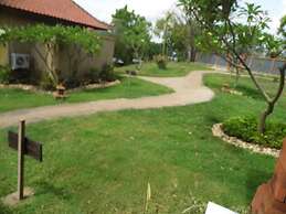 White Sandy Beach Menjangan