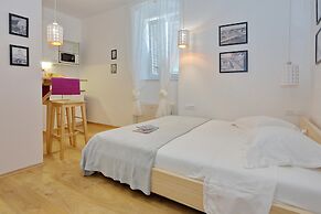 Guverna New City Accommodation