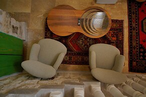 View Cave Hotel