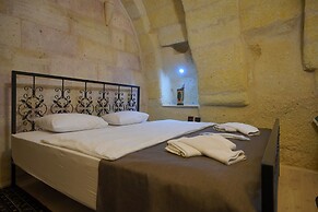 View Cave Hotel