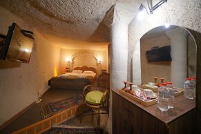View Cave Hotel