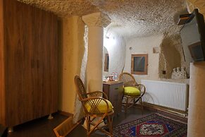 View Cave Hotel