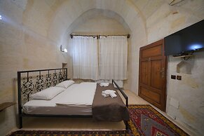 View Cave Hotel