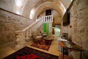 View Cave Hotel