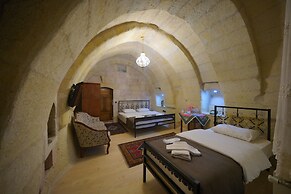 View Cave Hotel