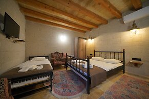 View Cave Hotel