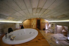View Cave Hotel
