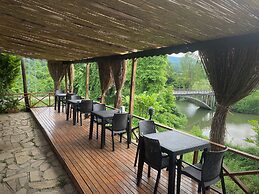 Agva Green River Otel