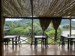 Agva Green River Otel