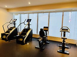 Altitude Suites on Yonge