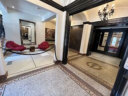 Altitude Suites on Yonge